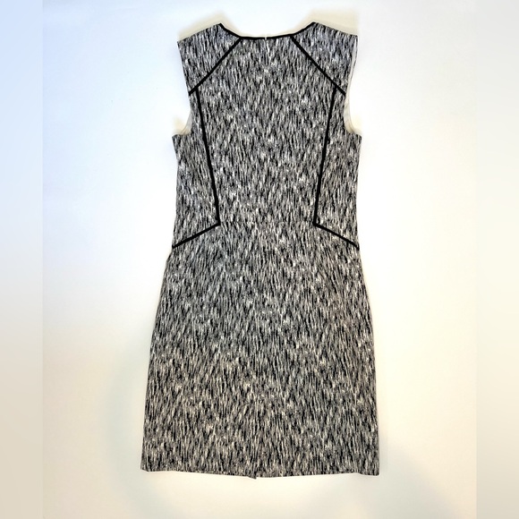 Banana Republic Dress - Office Career Shift Dress - Size 6 - EUC - Black White - Picture 13 of 16